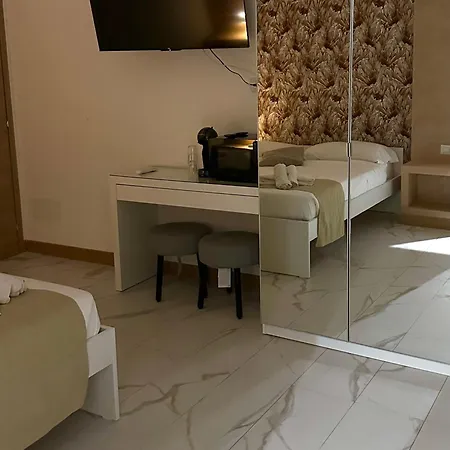 Gregory Lem Collection Pensjonat 4*