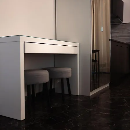 Gregory Lem Collection Πανσιόν 4*